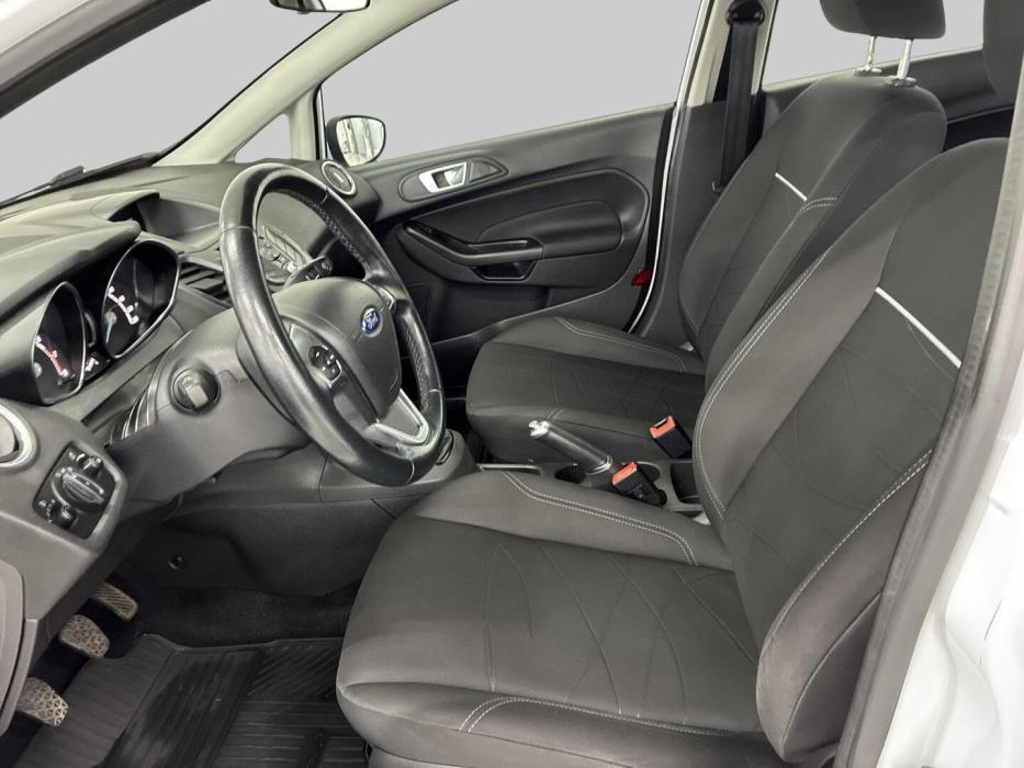 FORD Fiesta 2017