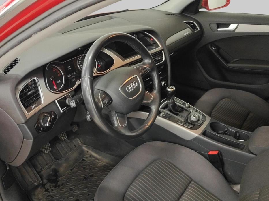 AUDI A4 2014