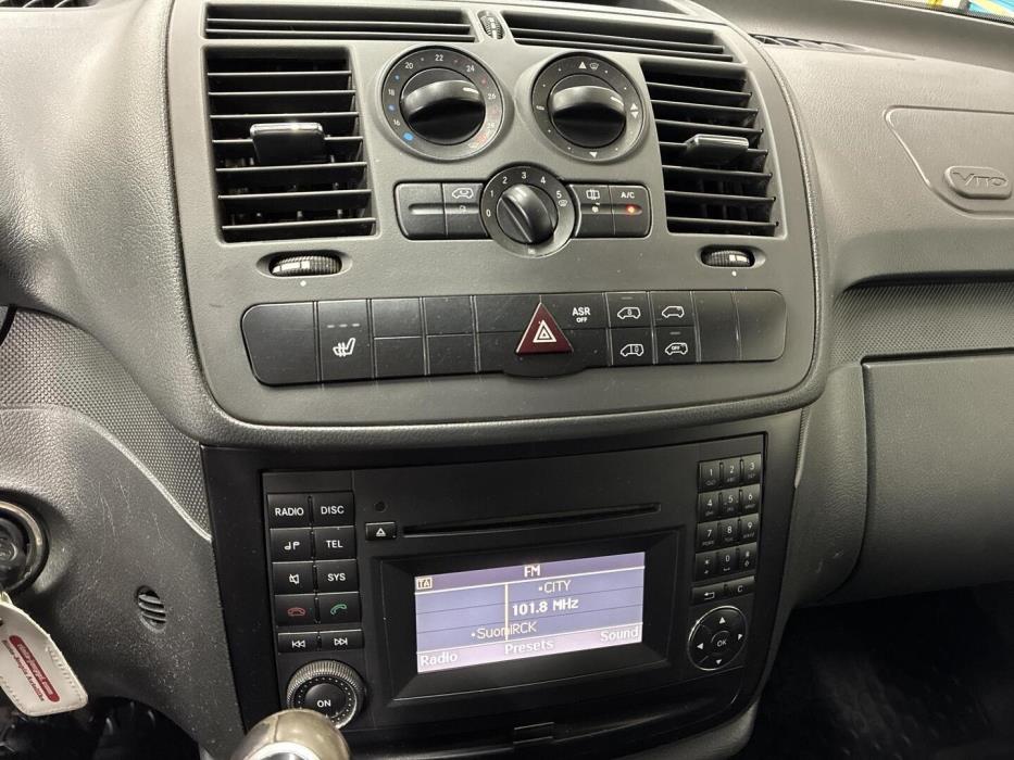 MERCEDES-BENZ Vito 2012