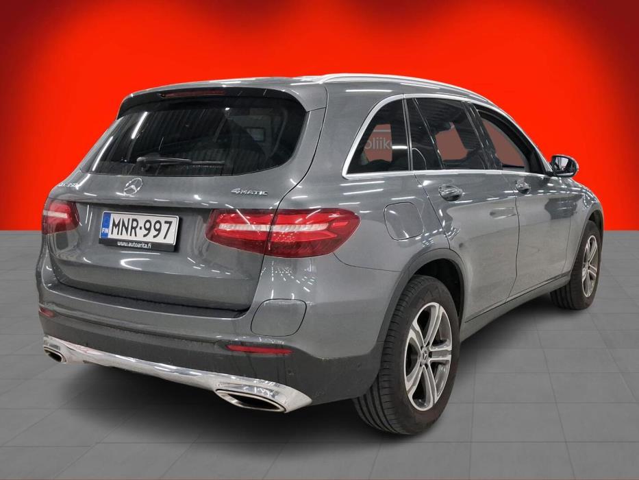 MERCEDES-BENZ GLC 2018