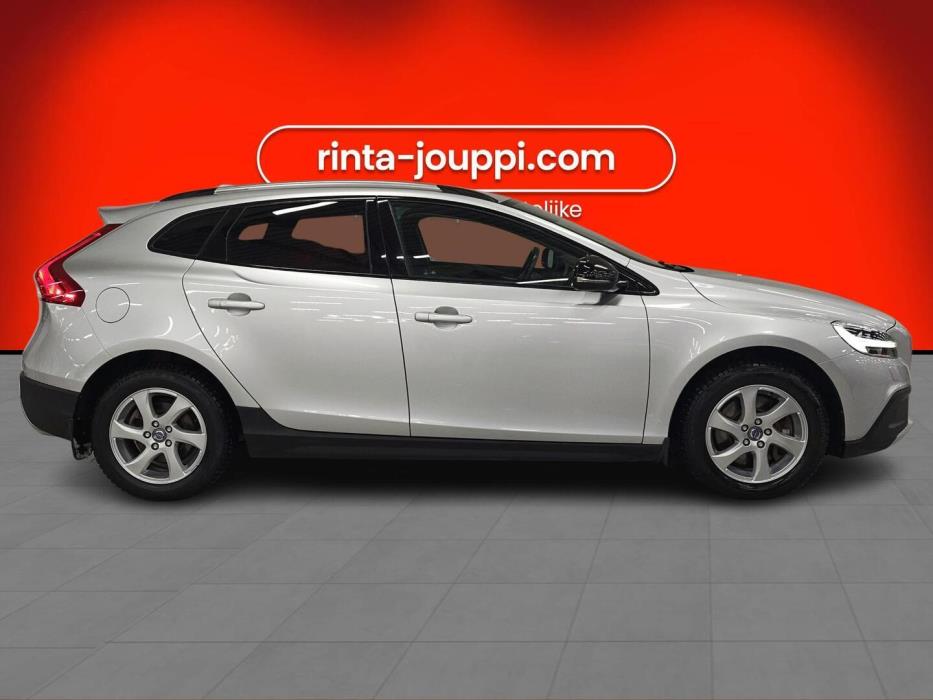 VOLVO V40 Cross Country 2016