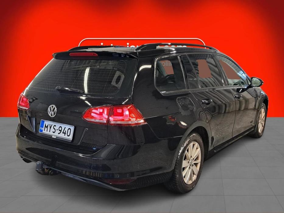 VOLKSWAGEN Golf 2014