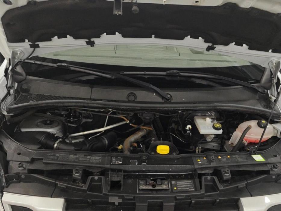 NISSAN NV400 2016