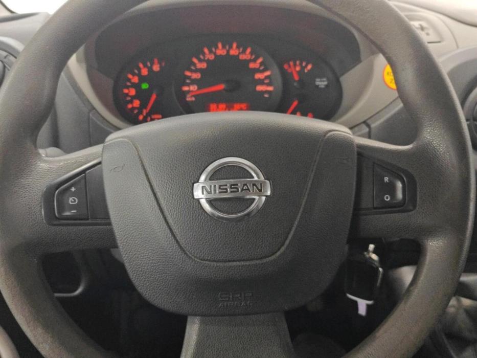 NISSAN NV400 2016