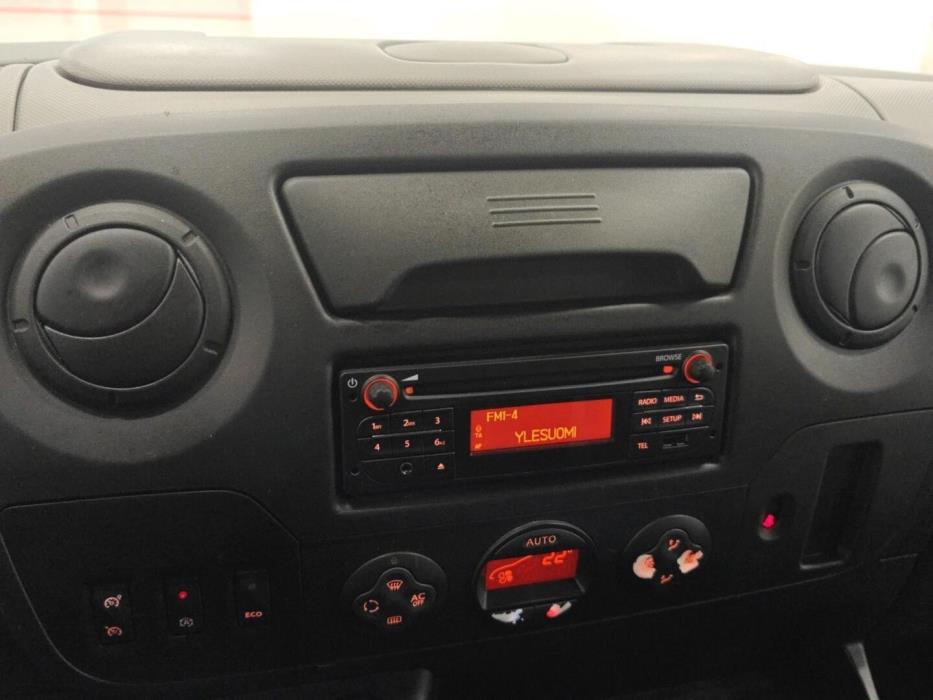 NISSAN NV400 2016