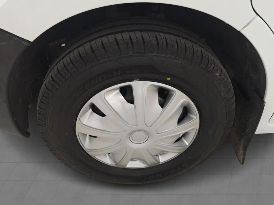 NISSAN NV400 2016