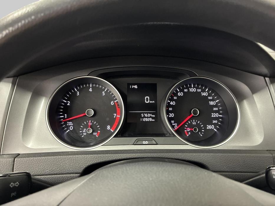 VOLKSWAGEN Golf 2016
