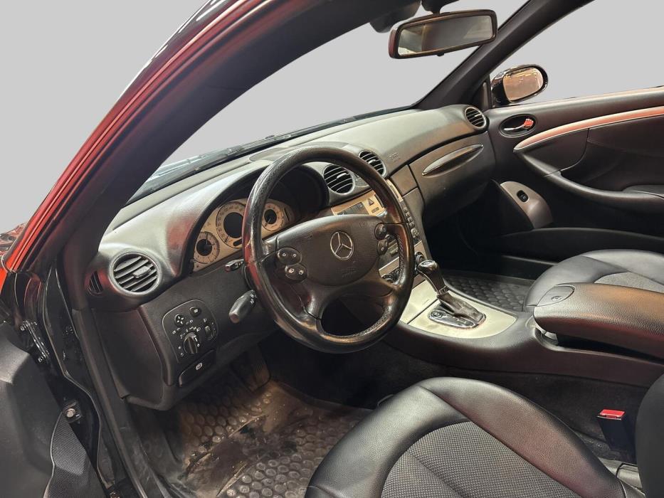 MERCEDES-BENZ CLK 2005
