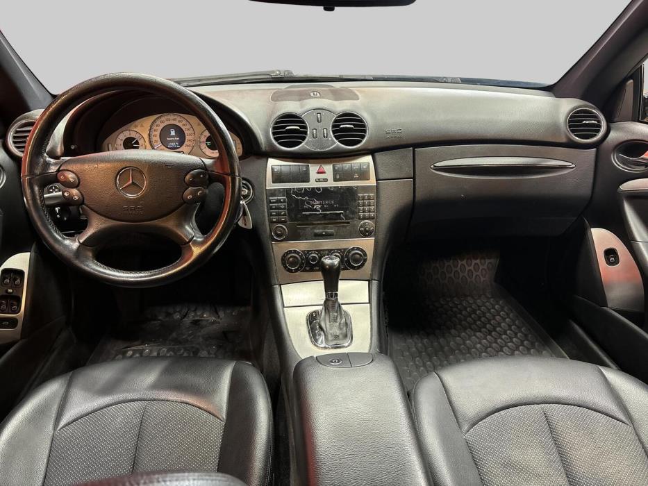 MERCEDES-BENZ CLK 2005