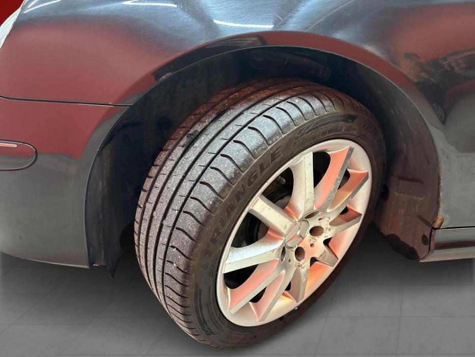 MERCEDES-BENZ CLK 2005