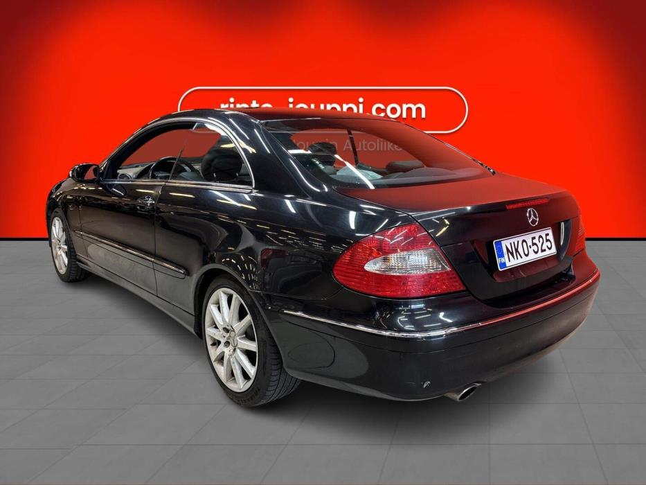 MERCEDES-BENZ CLK 2005