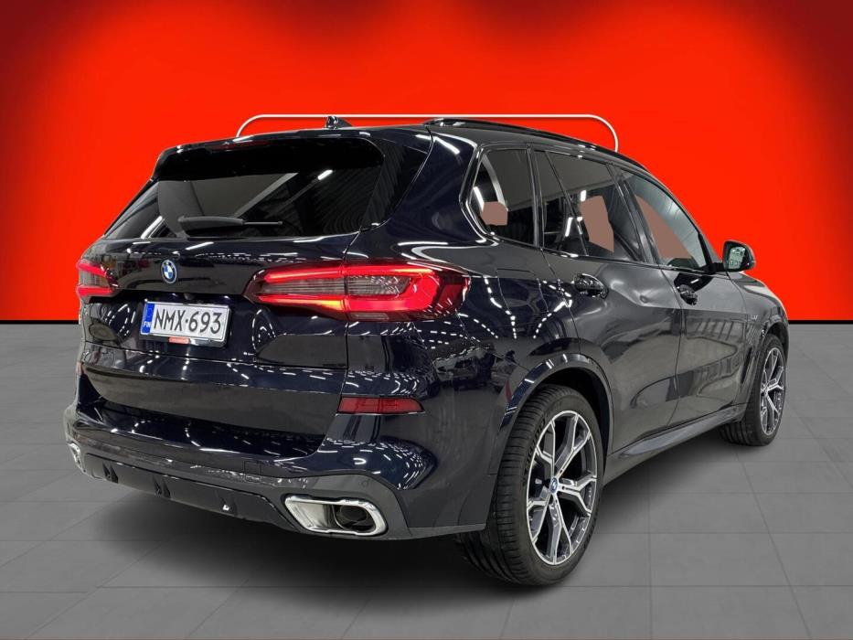 BMW X5 2023