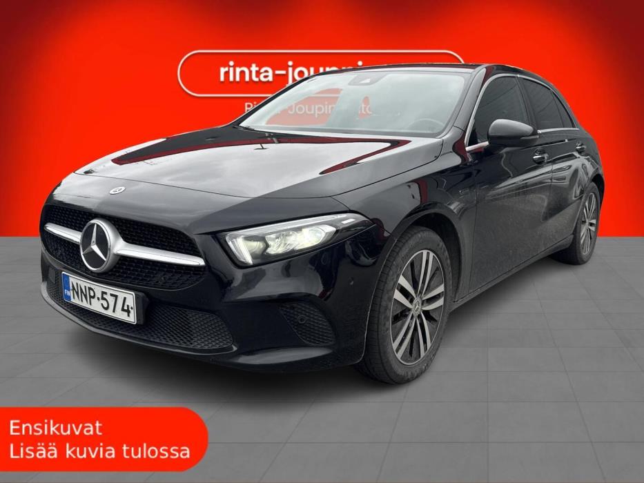 MERCEDES-BENZ A 2021