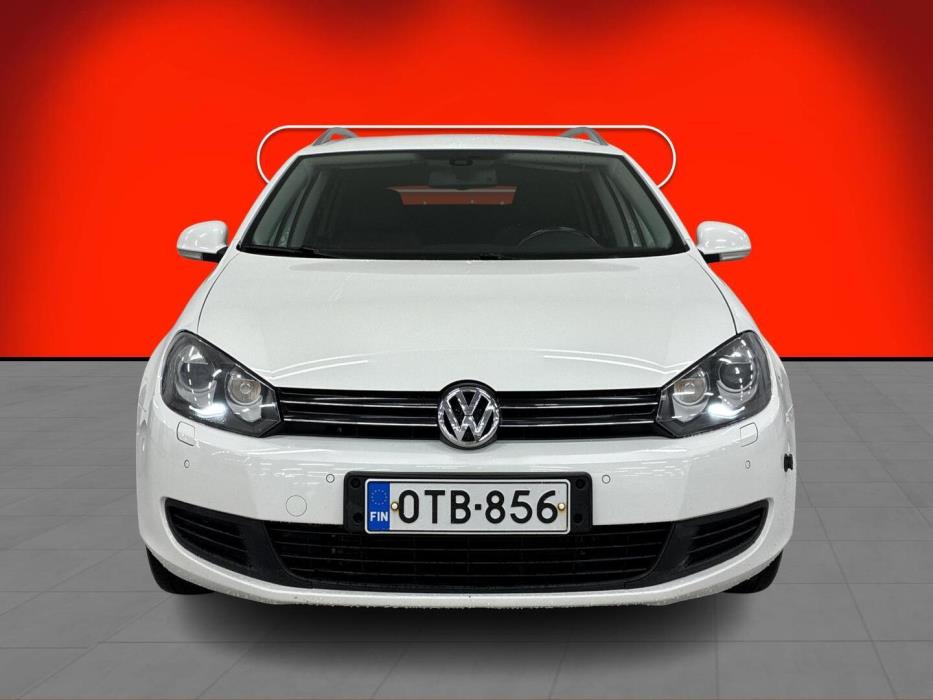 VOLKSWAGEN Golf 2010