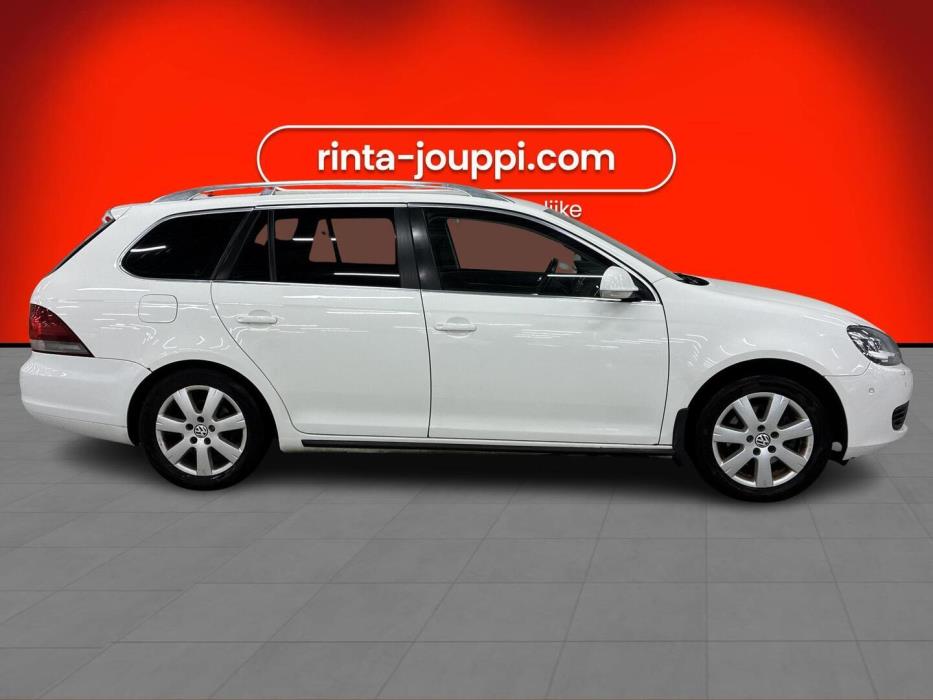 VOLKSWAGEN Golf 2010