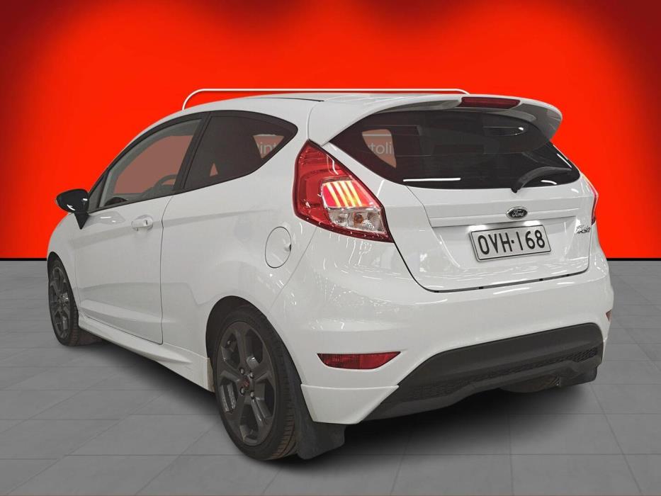 FORD Fiesta Van 2016