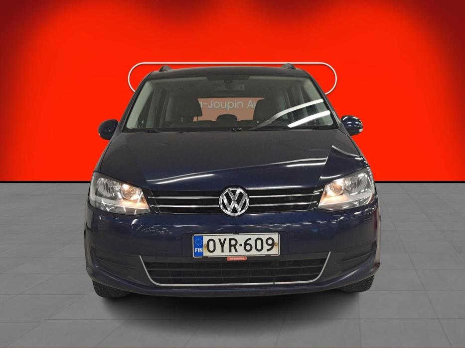 VOLKSWAGEN Sharan 2010