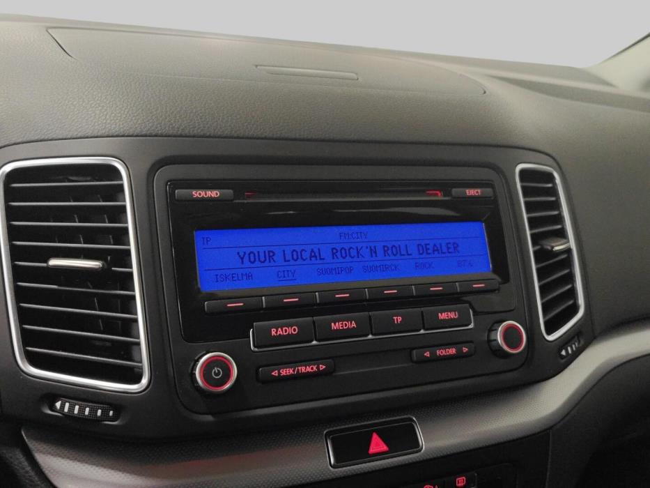 VOLKSWAGEN Sharan 2010