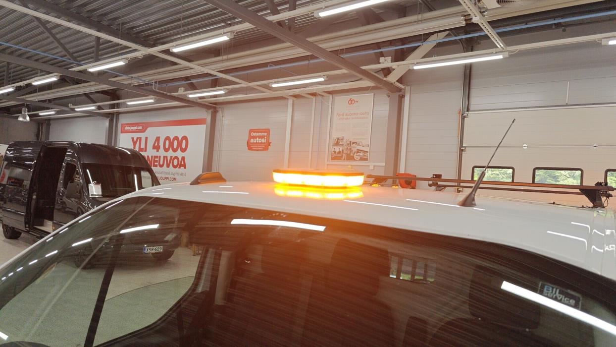 FORD TRANSIT CUSTOM 2023