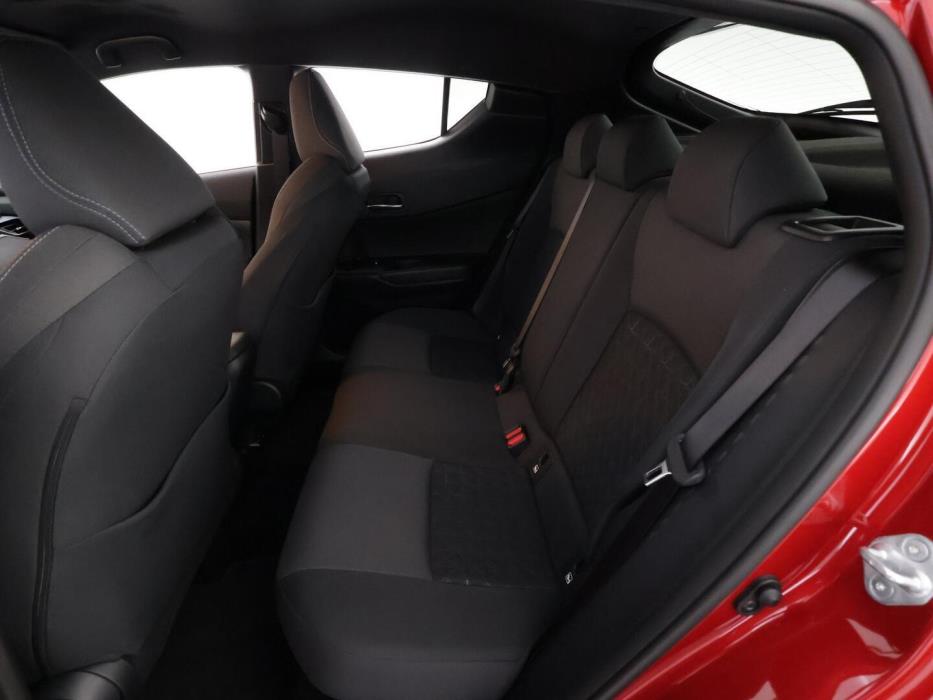 TOYOTA C-HR 2021