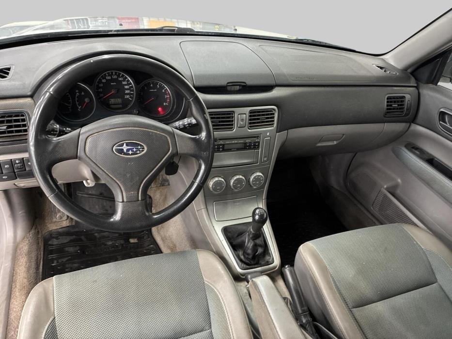 SUBARU Forester 2005