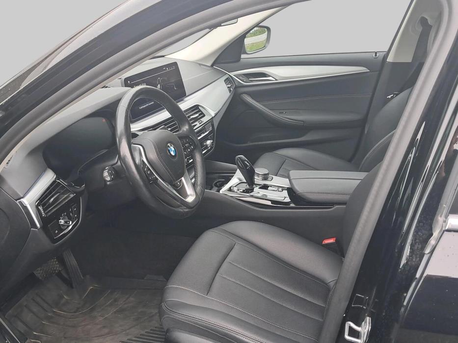 BMW 530 2021