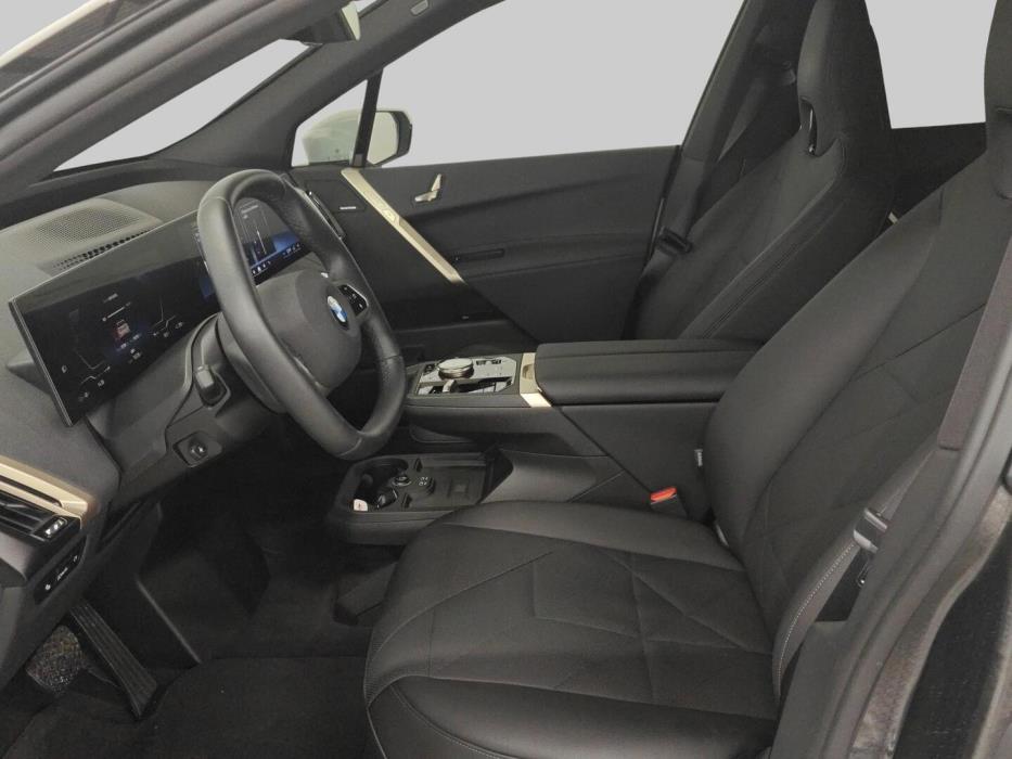 BMW IX 2025