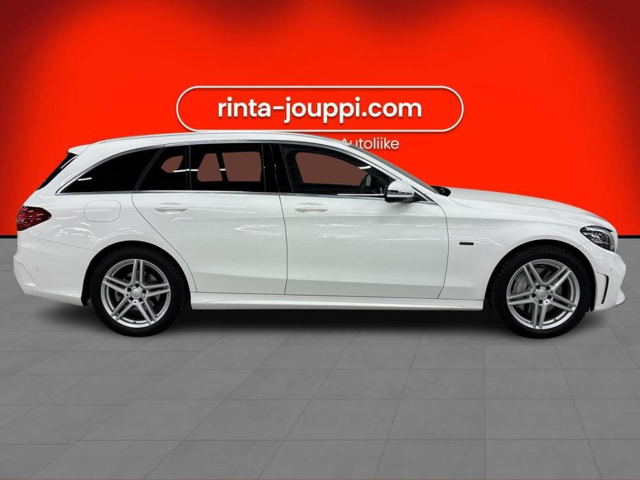 MERCEDES-BENZ C 2020