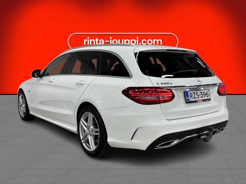 MERCEDES-BENZ C 2020