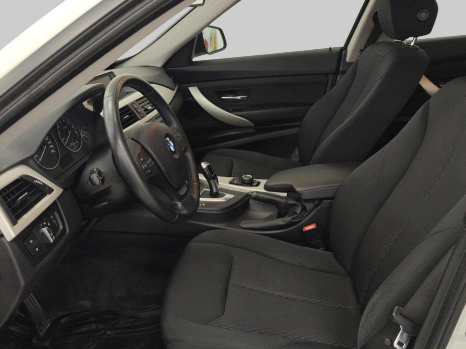 BMW 320 Gran Turismo 2014