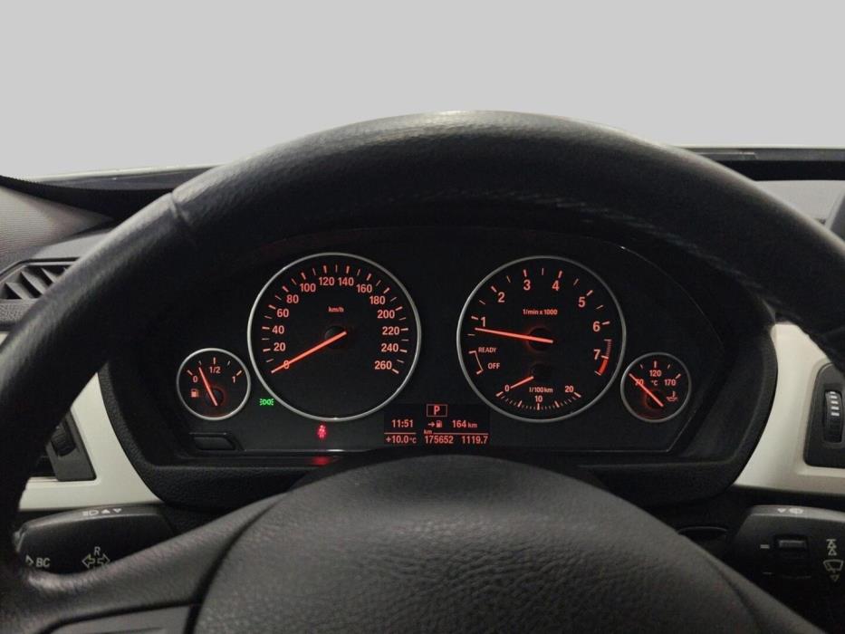 BMW 320 Gran Turismo 2014