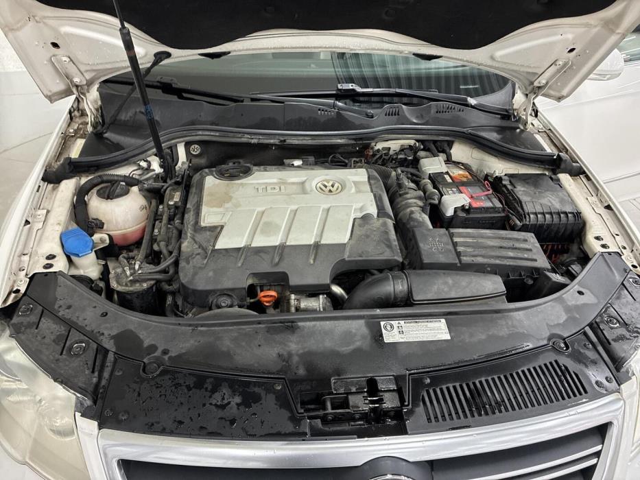 VOLKSWAGEN Passat 2009