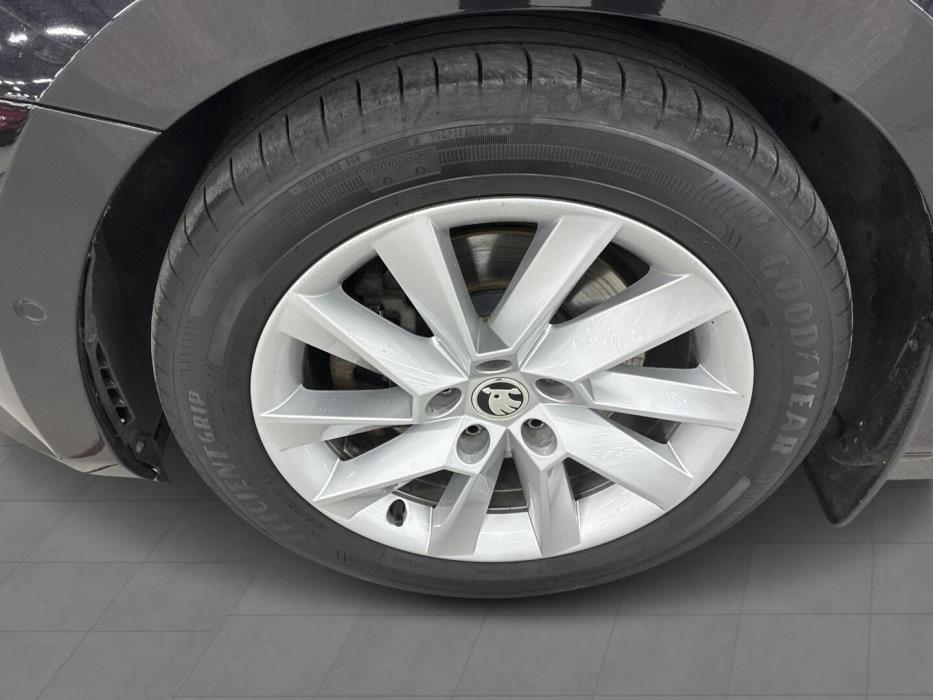 SKODA Superb 2017
