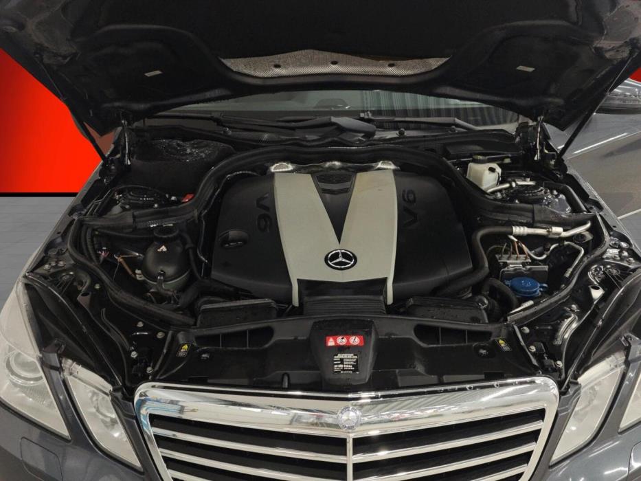 MERCEDES-BENZ E 2009