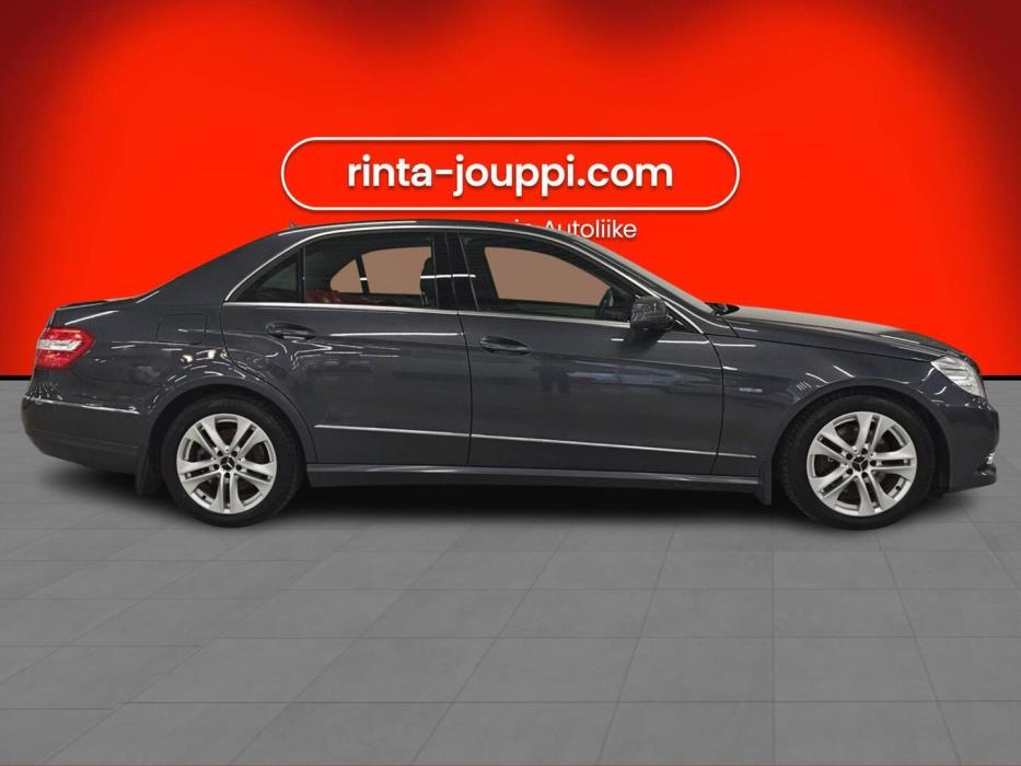 MERCEDES-BENZ E 2009