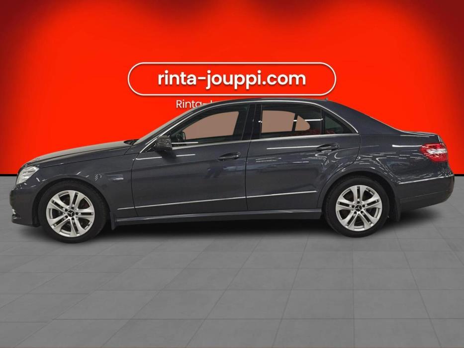 MERCEDES-BENZ E 2009