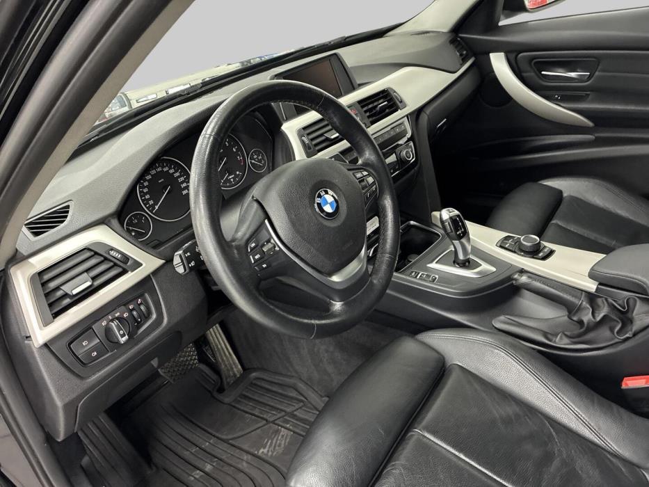 BMW 320 2018
