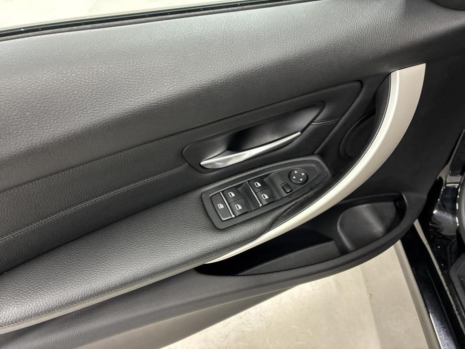 BMW 320 2018