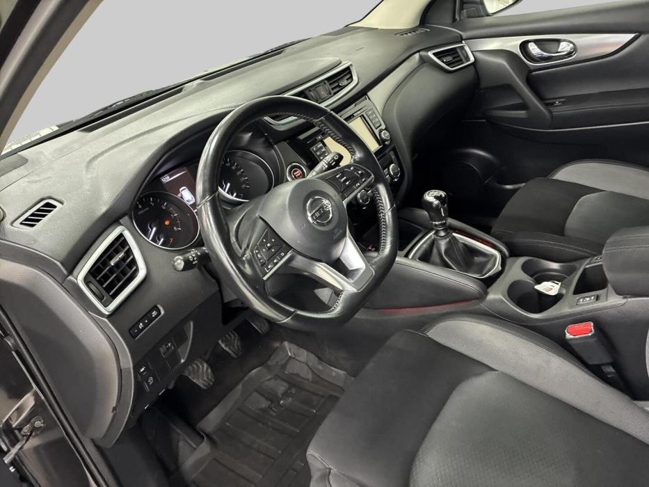 NISSAN Qashqai 2018