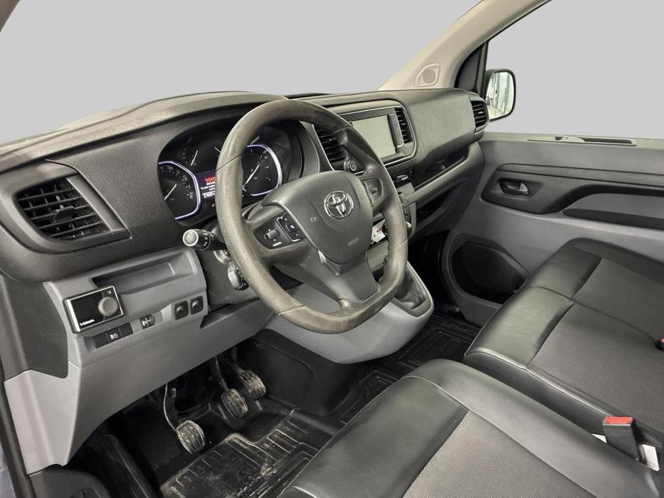 TOYOTA Proace 2018