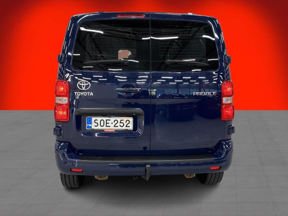 TOYOTA Proace 2018
