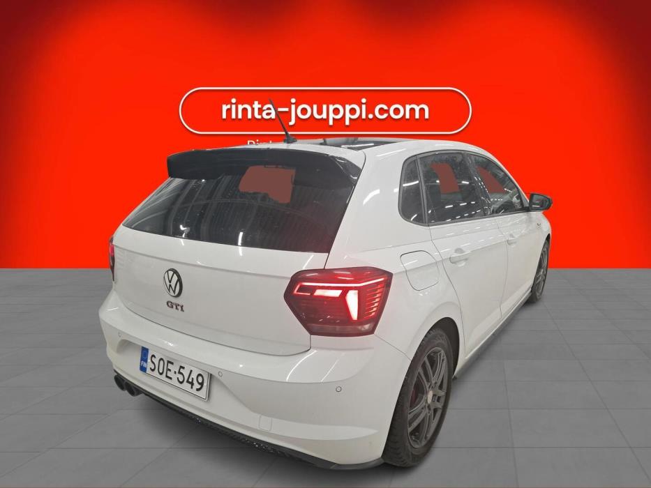 VOLKSWAGEN Polo 2018