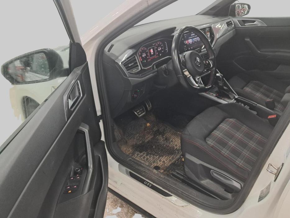 VOLKSWAGEN Polo 2018