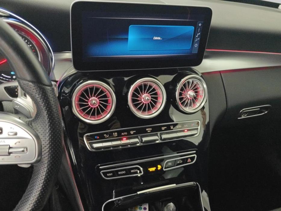 MERCEDES-BENZ C 2021