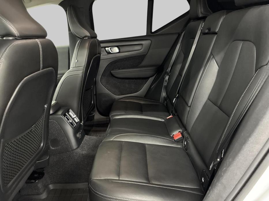 VOLVO XC40 2020