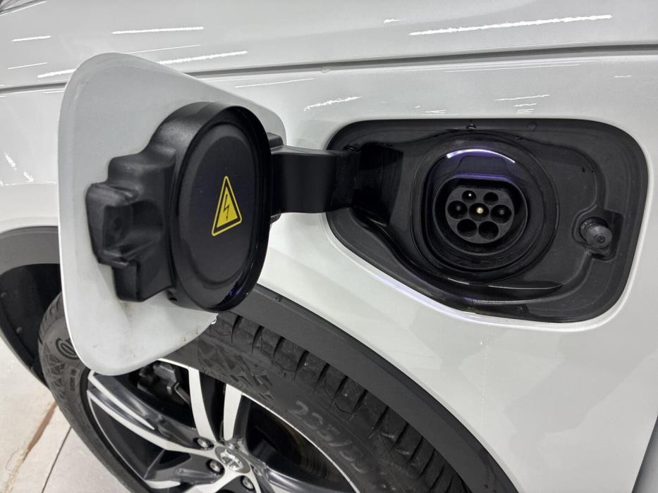 VOLVO XC40 2020