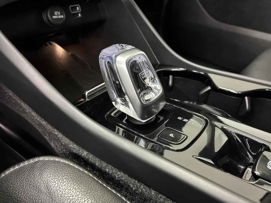 VOLVO XC40 2020