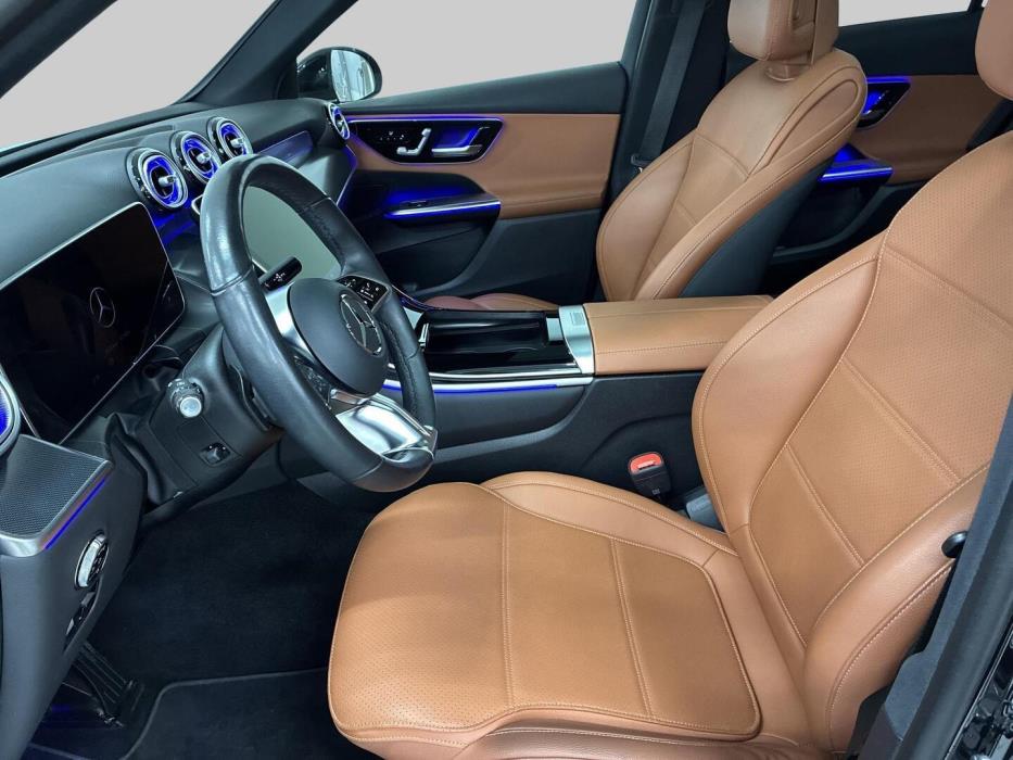 MERCEDES-BENZ GLC 2025
