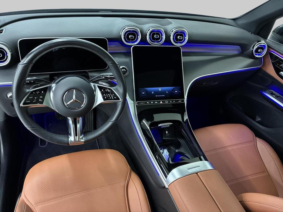 MERCEDES-BENZ GLC 2025