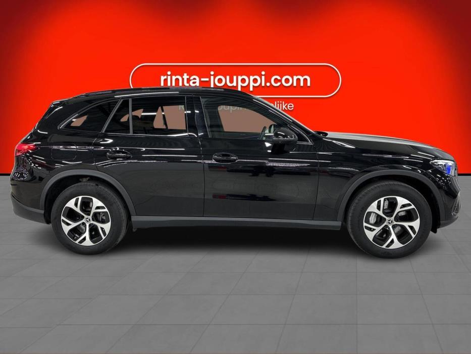 MERCEDES-BENZ GLC 2025